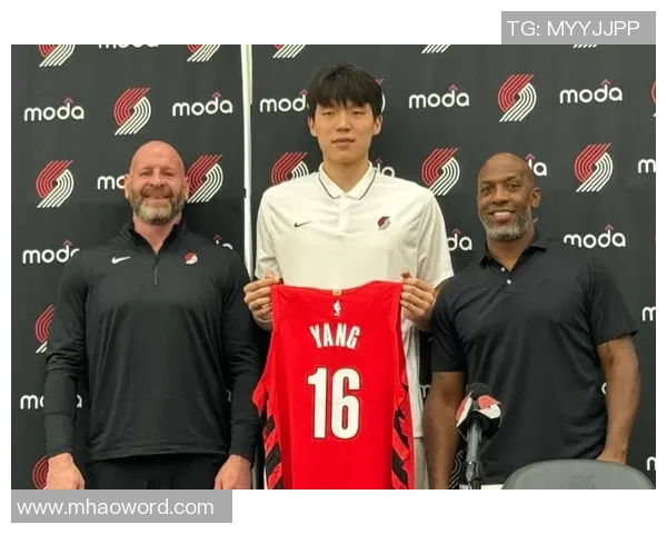 杨瀚森谈季前赛中锋对位体验与夏季联赛的显著差异