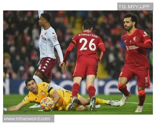 福法纳表现糟糕两次失良机送点球评分仅58引发热议