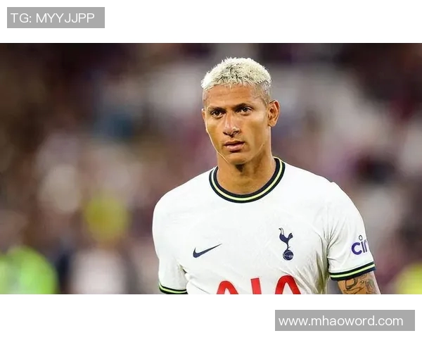 理查利森成为第五位在英超出场250次的巴西球员荣耀时刻 理查利森成为第五位在英超出场250次的巴西球员荣耀时刻