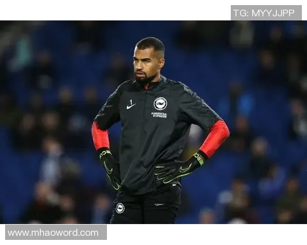 罗伯特桑切斯助力切尔西稳固防线对抗热刺展现出色表现 罗伯特桑切斯助力切尔西稳固防线对抗热刺展现出色表现